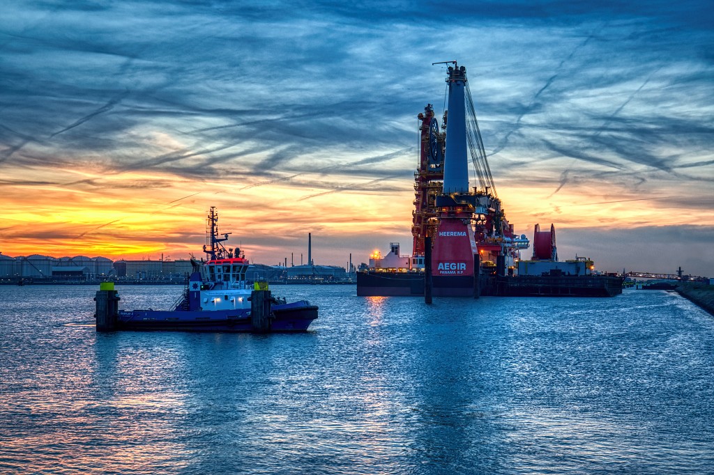 Zonsondergang zonsopkomst zonsopgang weer rijzende zon hdr avondschemering ochtendschemering horizon ochtend avond avondrood morgenrood